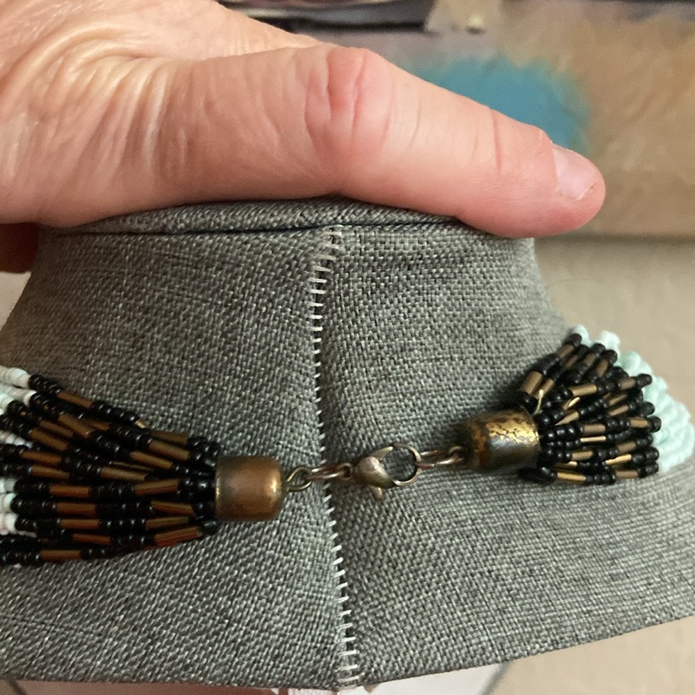 Vintage 80s 24 Strands of Aqua Gold & Black Glass Seed Beads Necklace - Picture 5 of 5